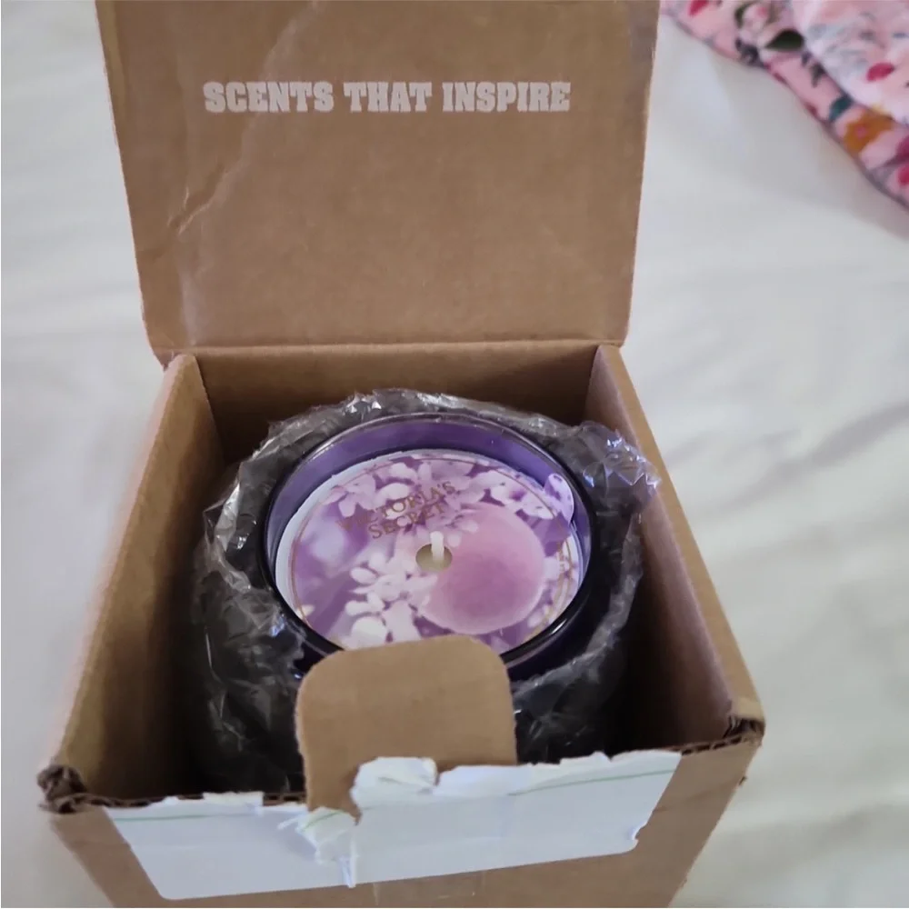 NEW Victoria's Secret Pink Love Spell Purple Candle - New in Box